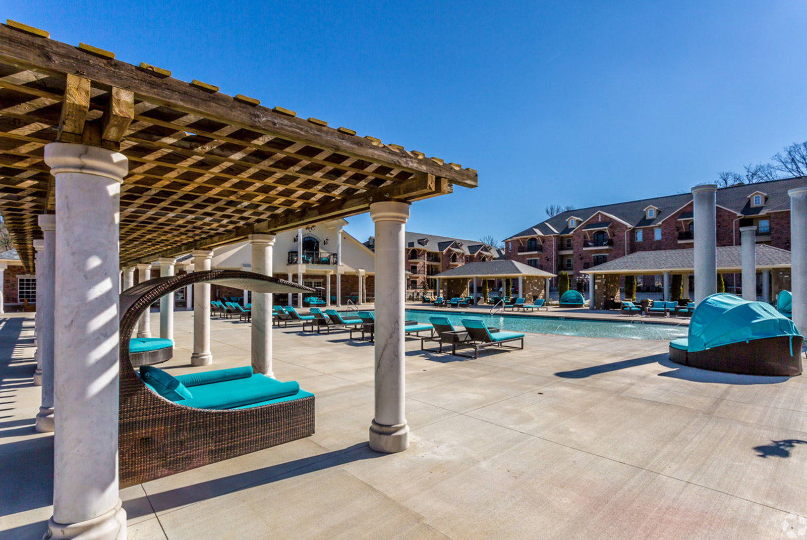 Fountaine Bleau Central Landing Luxury Apartments in Conway, AR